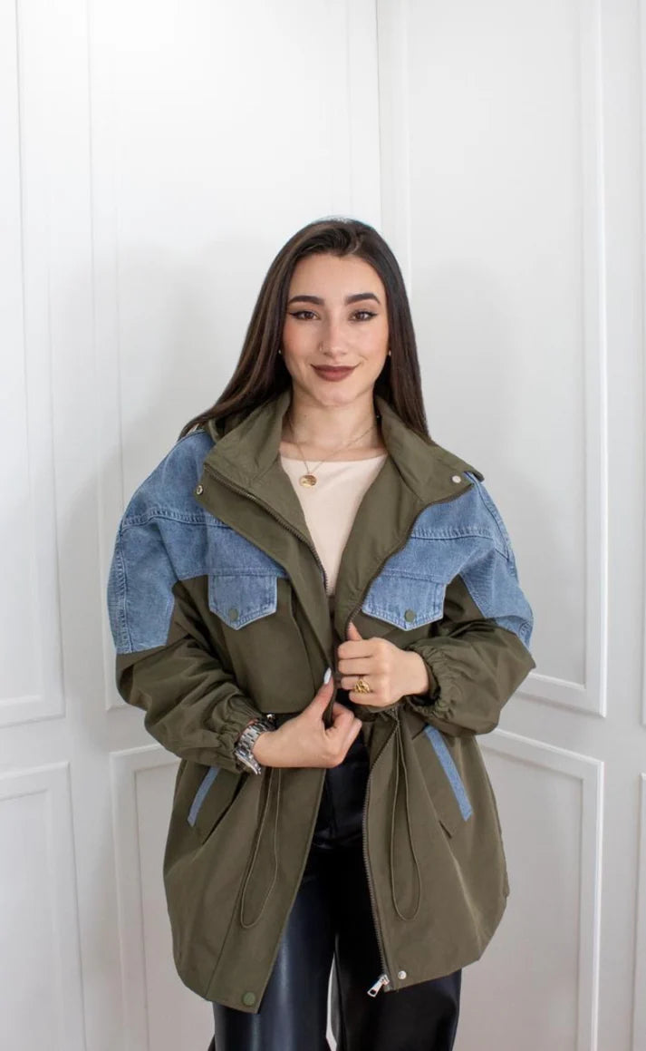 CHAQUETA TIPO PARKA EFECTO DOBLE PRENDA EN JEAN Y DRILL